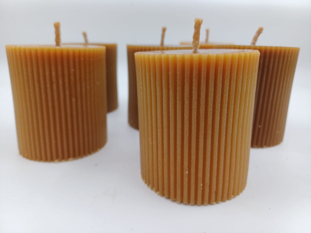 Fine ribbed beeswax candles